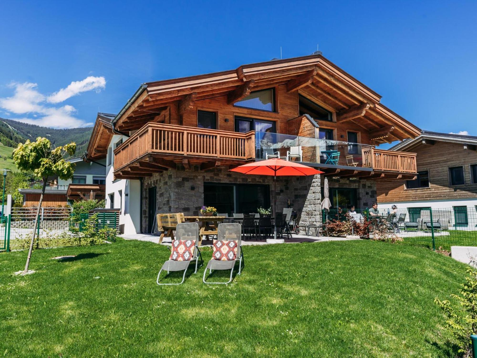 Tauern Lodge L Пиезендорф Екстериор снимка