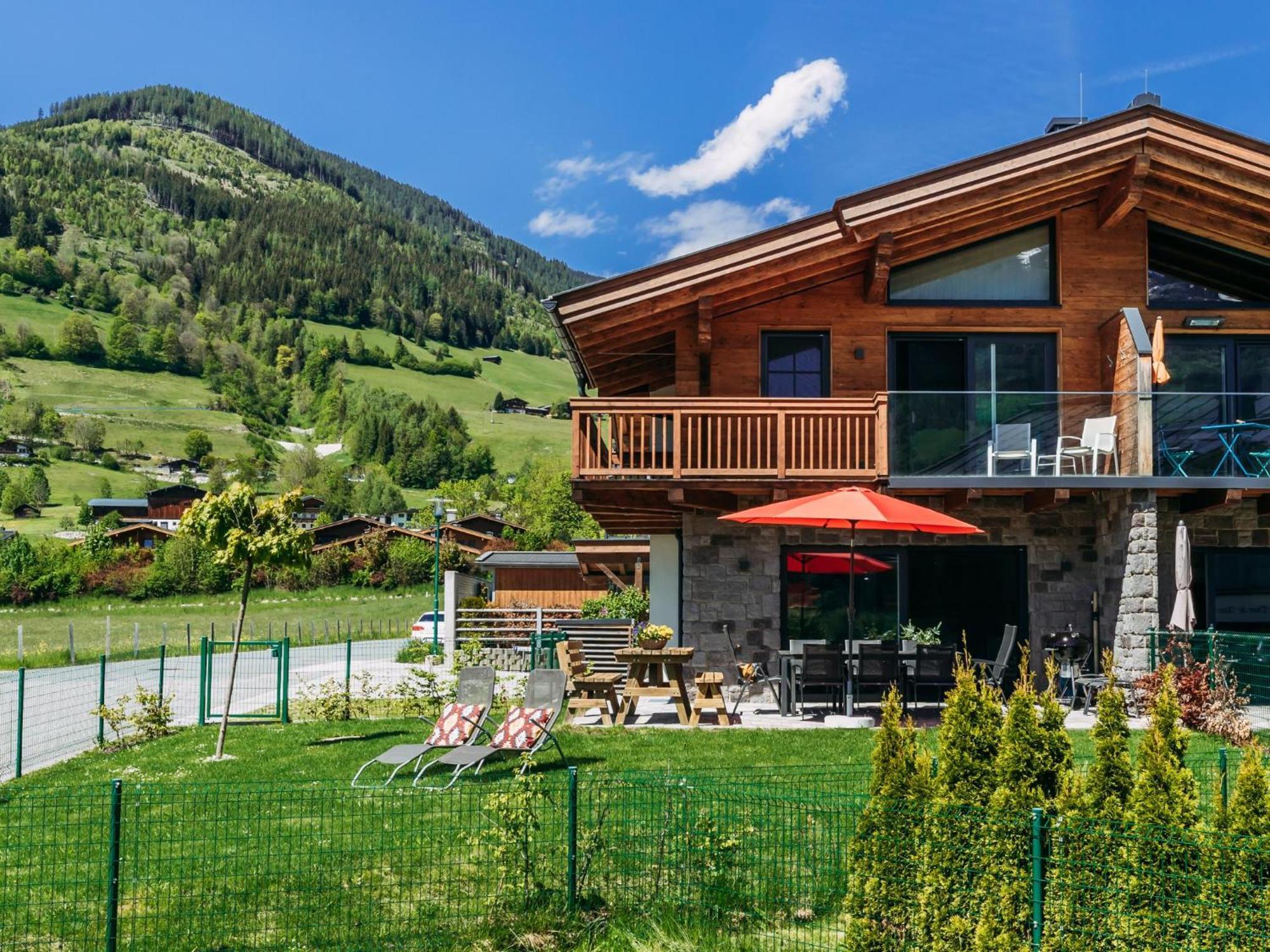 Tauern Lodge L Пиезендорф Екстериор снимка